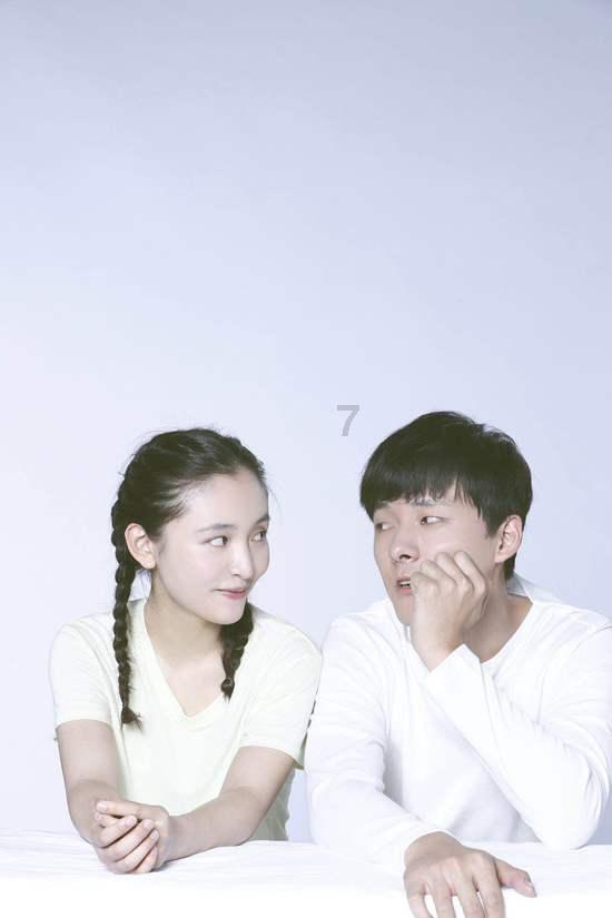 动漫人物吃东西